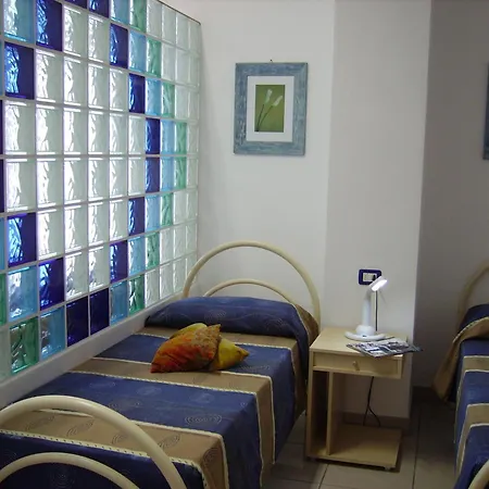 公寓式酒店 Marina Azzurra Vistamare - Hituscany 坎普码港