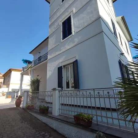 Marina Azzurra Vistamare - Hituscany Lejlighedshotel 3*